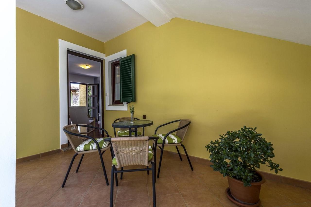 Spacious Three-Bedroom Villa Balun With Pool Porec Exterior photo